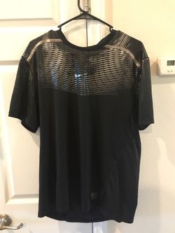 Nike dri-fit reflective worn black XL men shirt