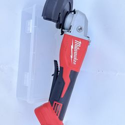 Milwaukee M18 18-Volt Lithium-Ion Brushless Cordless 4-1/2 in./5 in. Grinder with Paddle Switch