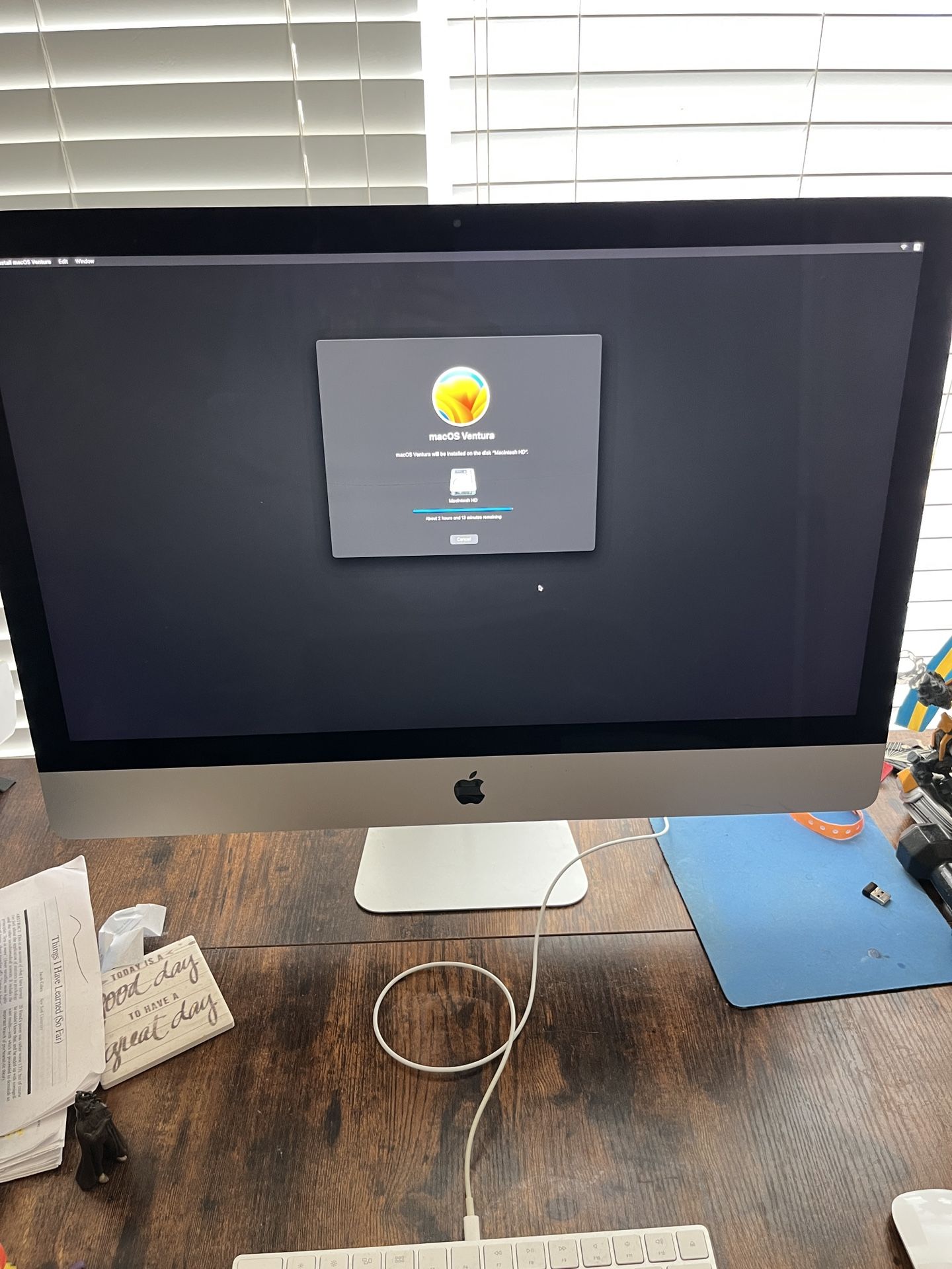 2017 27” 5k iMac with Keyboard And Mouse