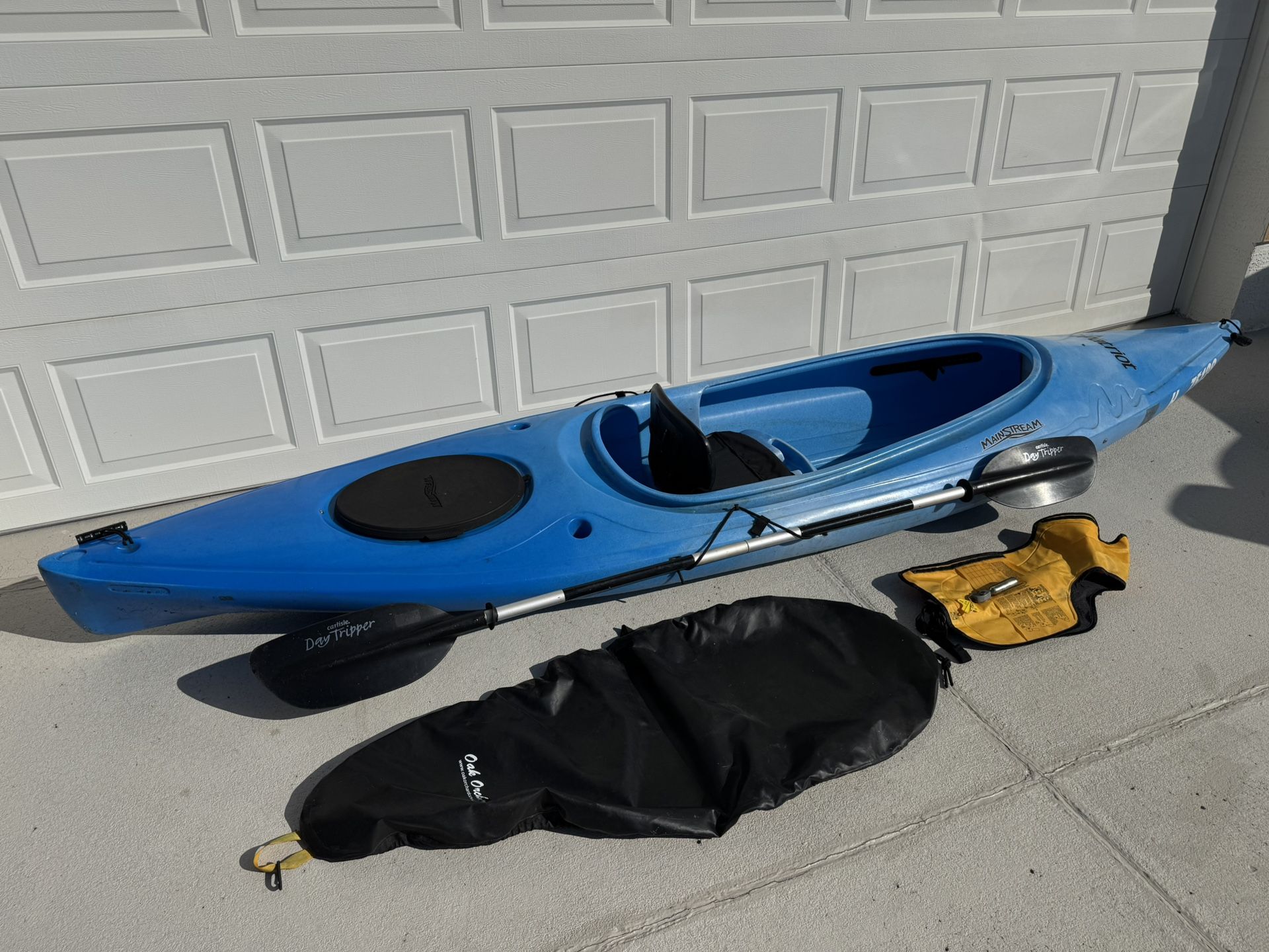 Mainstream Patriot 12’ Angler Kayak
