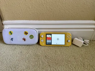NINTENDO SWITCH LITE HANDHELD Yellow - HDH-001 Charger And Case