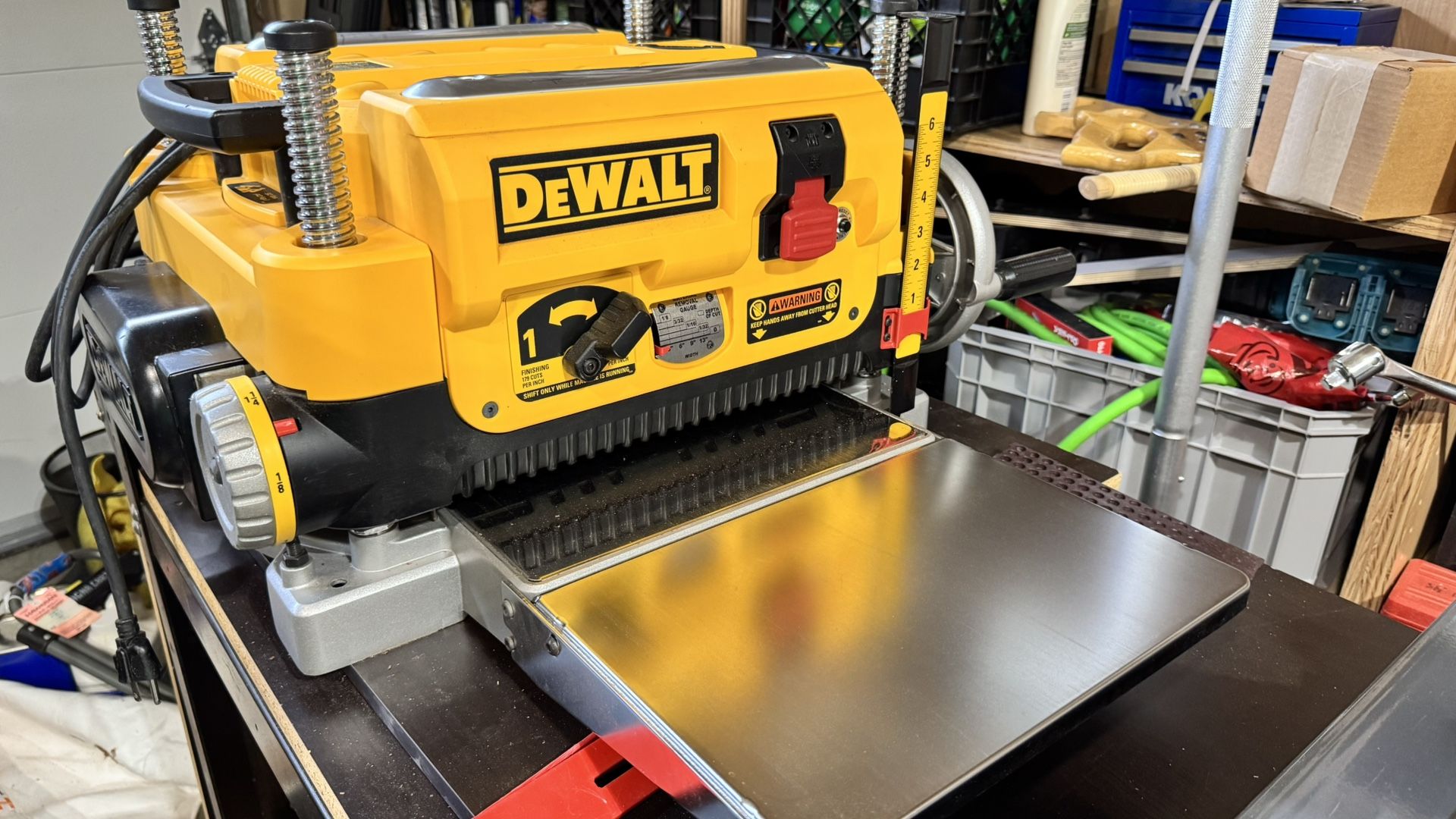 DEWALT Thickness Planer (DW735X)