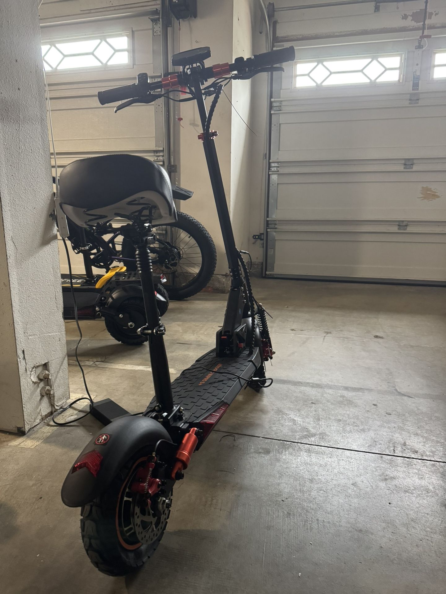 Electric scooter