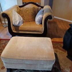 Beautiful Sofa, Chair And Ottoman