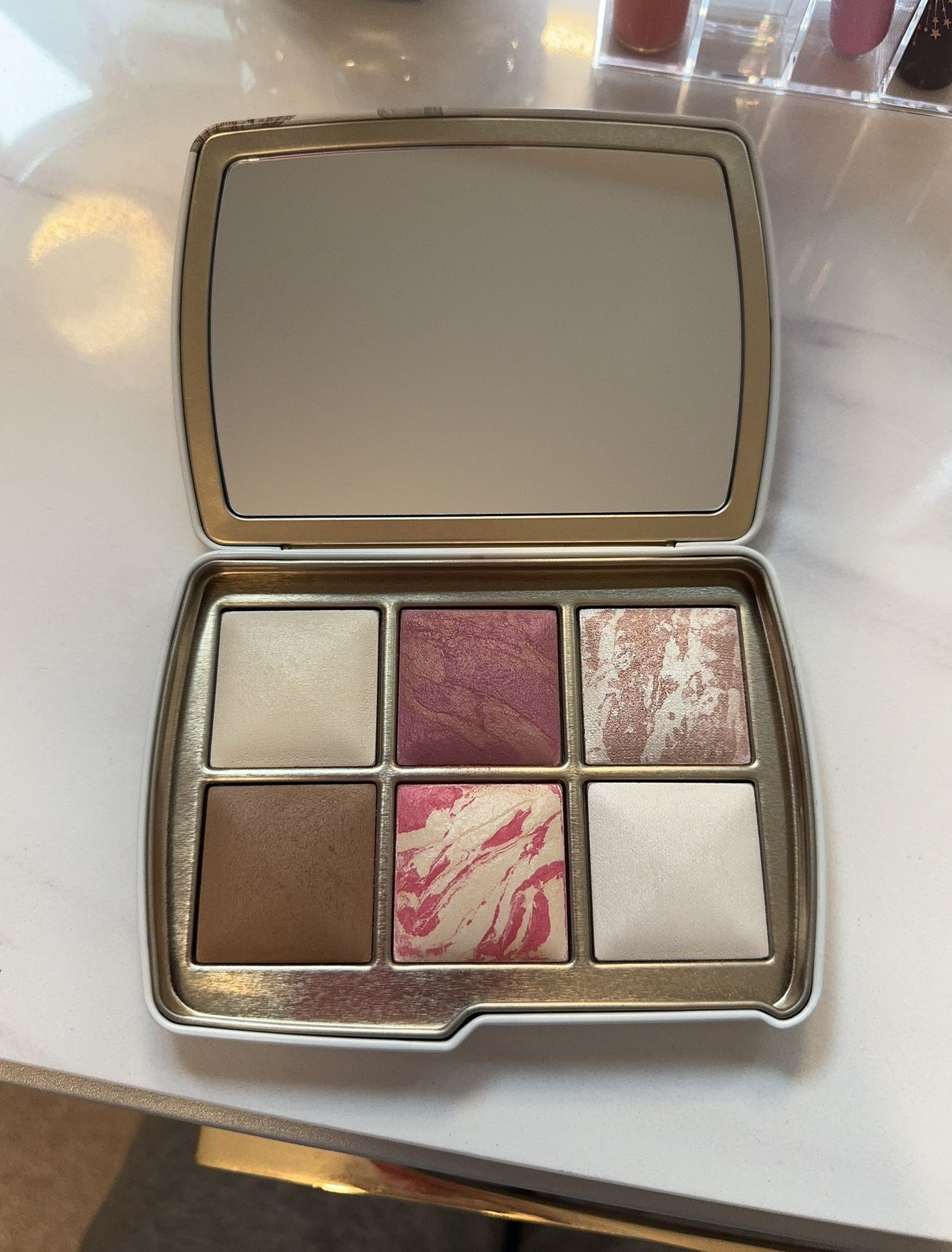 Hourglass Palette 