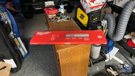 Milwaukee 31” guide rail