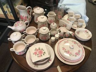 Vintage Gibson Designs "Roseland" Stoneware Set