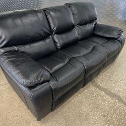 Electronic Reclining Sofas Good condition