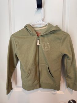 Girls zip up hooded jacket Sz 6/7