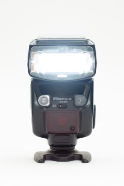 Nikon SB-26 Speedlight Flash - Excellent Condition (Built-in Optical Slave)⁠