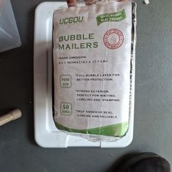 Bubble Mailers 4×7. 50 Bags
