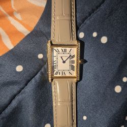 Cartier Tank Louis 18k Yellow Gold With diamond watch