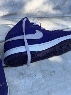 Two Pair Of Nike Girl Shoes 6&7