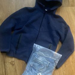 Nike Tech Navy Blue Size M