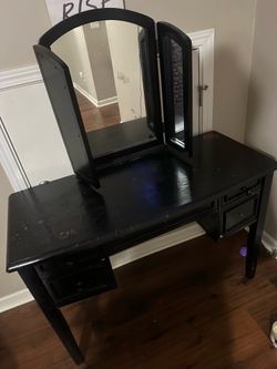 Black vanity