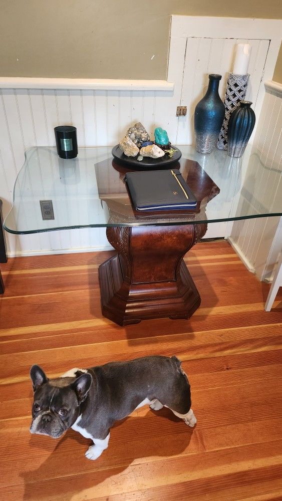 Living Room Table Beautiful & Elegant