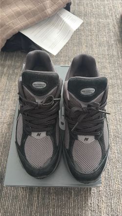 New balance 2002r size 8 M