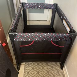 Disney Play Pen