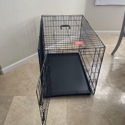 Large Dg Crate - 33” X 23” X 26” - LIKE NEW - NO RUST 