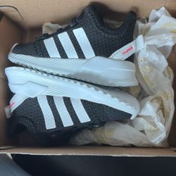   Brand New Baby Shoes 
