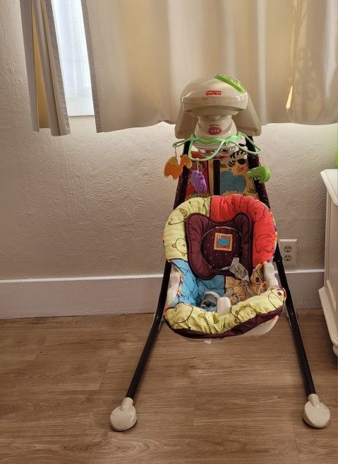 Cradle Swing Zoo In Good Condition Gently Used