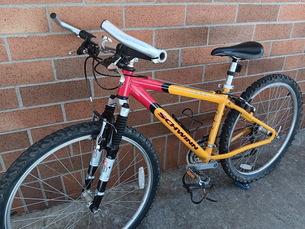 Decent quality 26er mountain bike / MTB for shorter rider