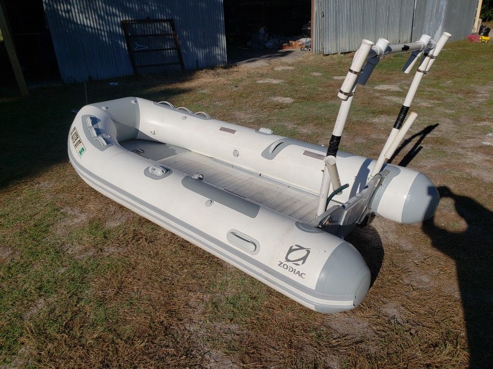 2017 Zodiac Cadet 350 ALU inflatable boat with aluminum deck for Sale