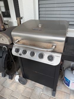 Char-Broil Performance Gas Grill