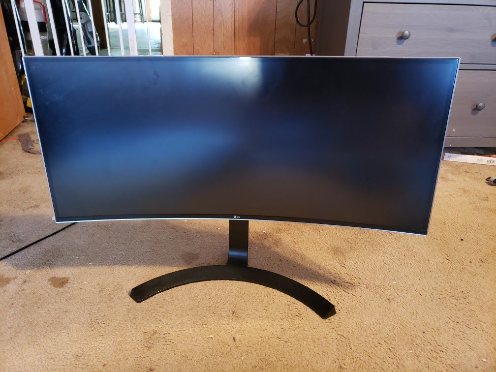 LG 34inch Curved Gaming Monitor $300-400