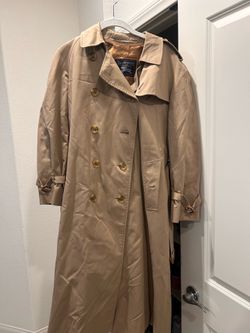 vintage Burberry “Burberrys” Made in England trench coat