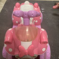 Minnie Mouse 6V ride on car