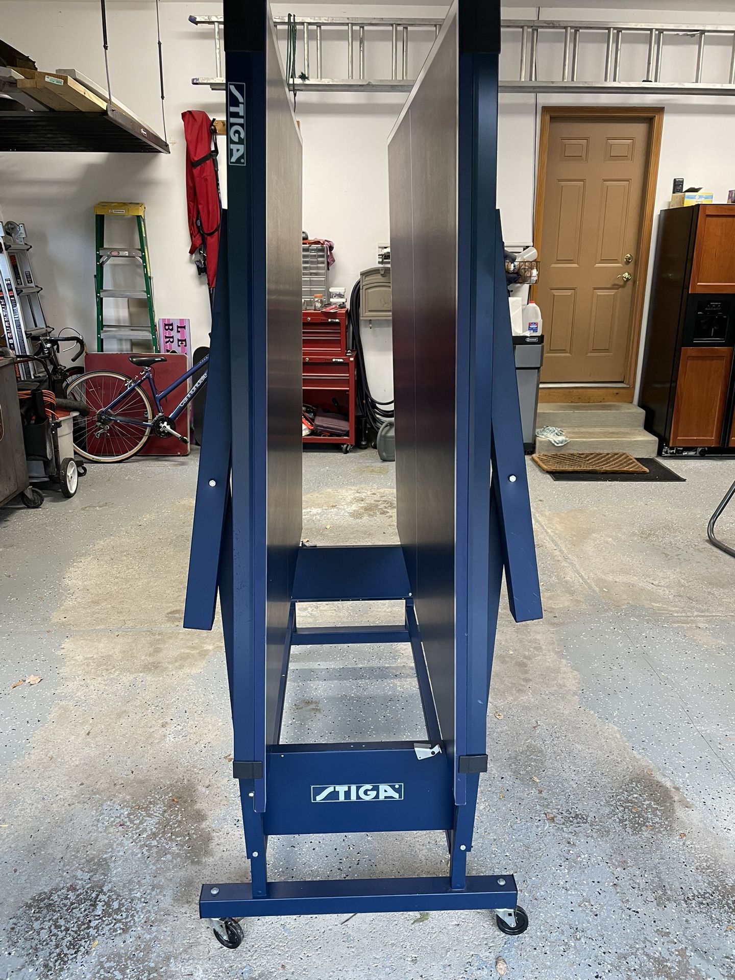 Almost Brand New Ping Pong Table 