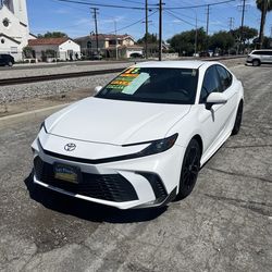 2025 Toyota Camry Hybrid