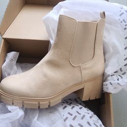 Chelsea Boots