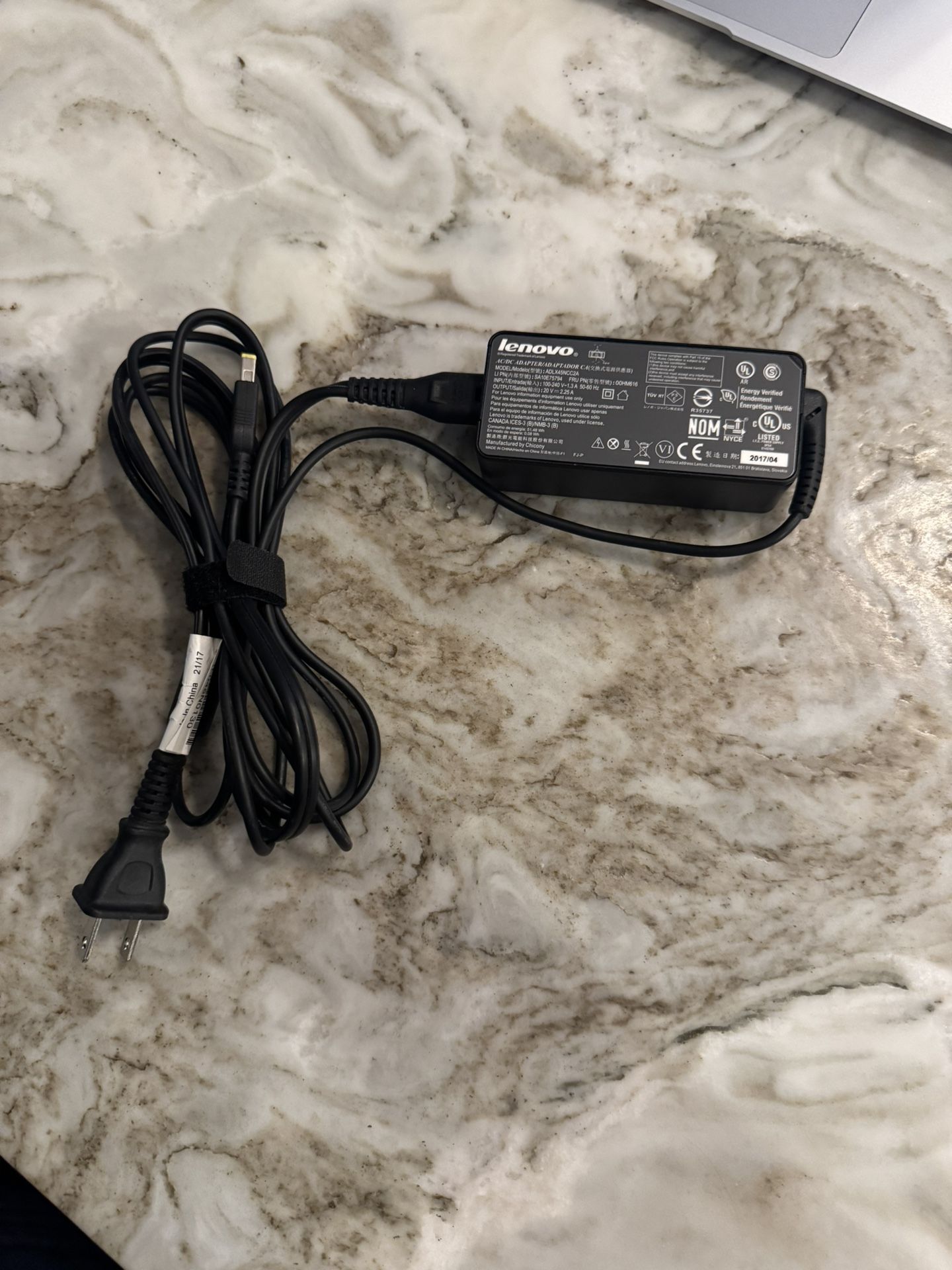 Lenovo AC/DC Adapter Model ADLX45NCC2A