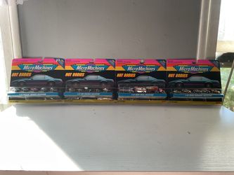 Micro Machines Hot Bodies 26, 27, 28, 29 Lot 4 Packs 1996 Vintage