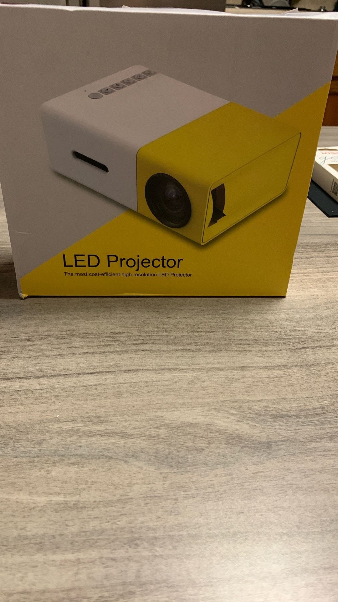 mini LED projector. ( Purple)
