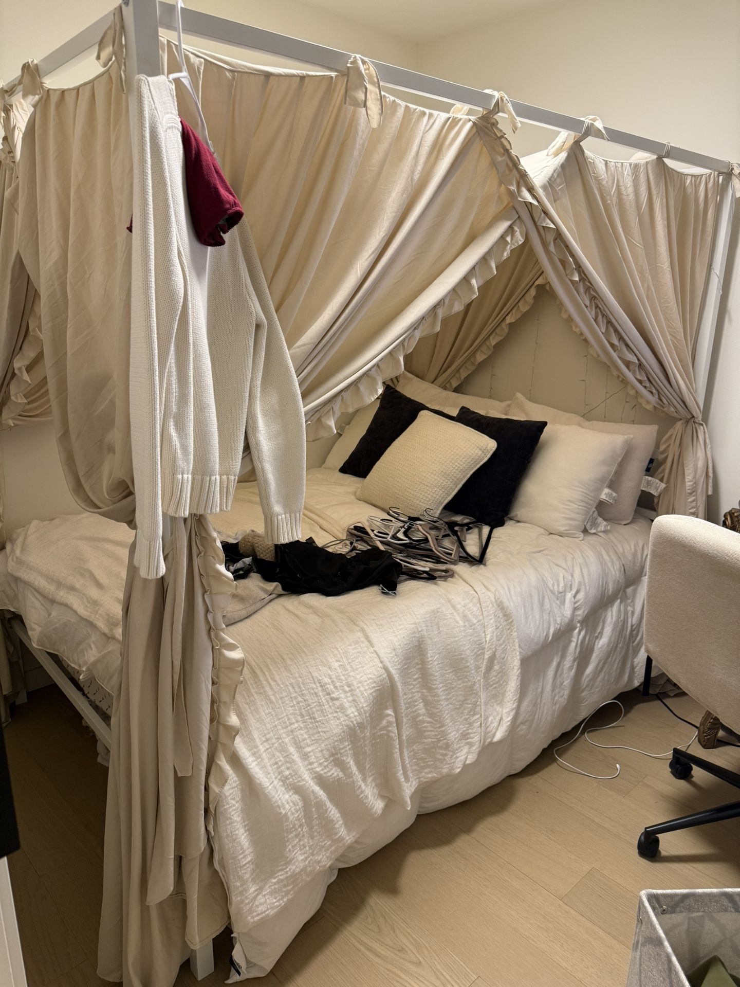 Princess Canopy Style Bed