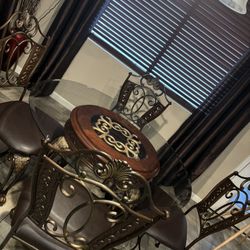 Breakfast Table With Matching Bar Stools