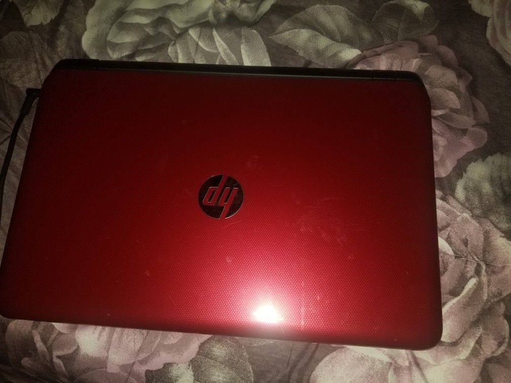 HP Laptop 2 yrs old used maybe used 8 times for internet.