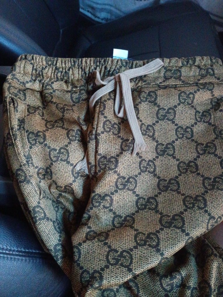 Gucci Sweats