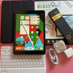 Apple IPad 8th Generation (10.2” Retina /Latest iOS 26/ 2020 model) 32GB with stylus pen, keyboard & Accessories
