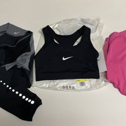 Woman’s Clothing Bundle