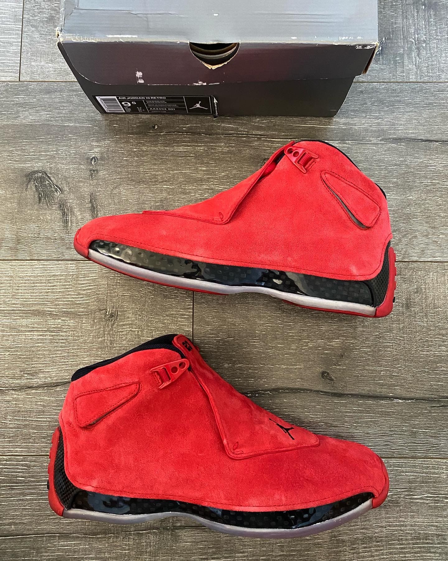 Air Jordan 18 Retro Toro Red Suede Sz 9.5