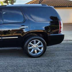2011 GMC Yukon Denali