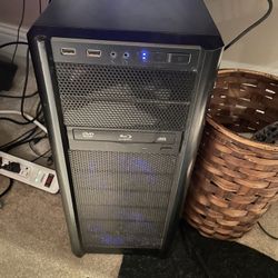 Desktop computer w/ HP monitor / keyboard, mouse and all cords included for $150