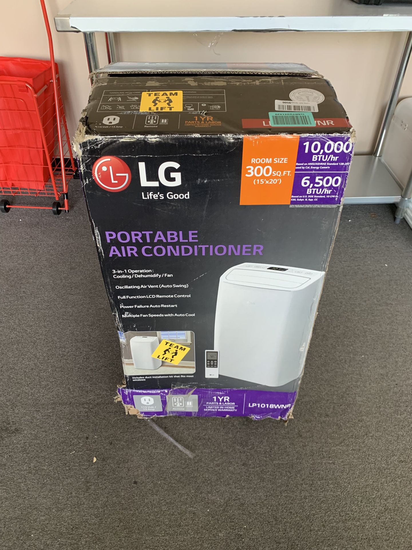 LG 10,000 BTU Portable Air Conditioner w Remote
