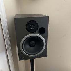 Advent  Studio Speakers 