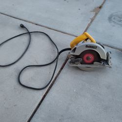 Dewalt Corded Circular Saw