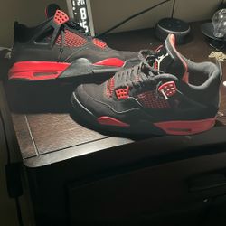 Jordan 4s 